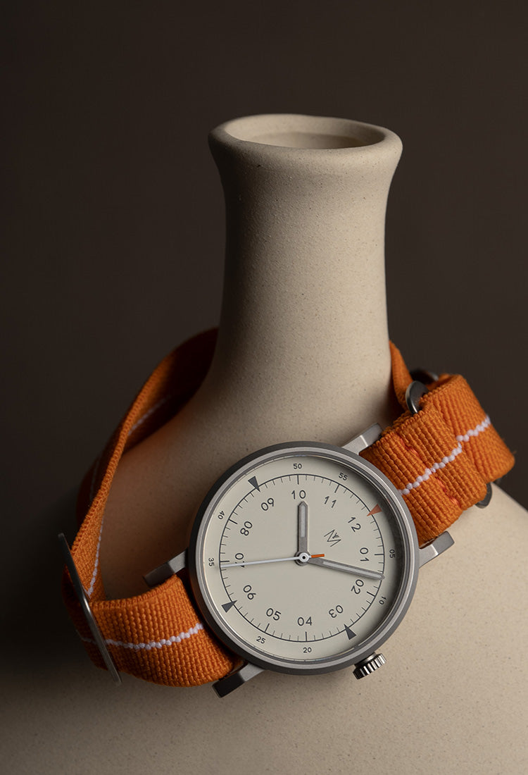 MAVEN watches腕時計 Amazon.com: Mavenwatches Maven 40mm Unisex Stainless Watch with