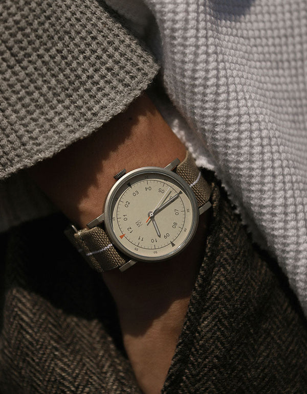 Khaki mens field watch